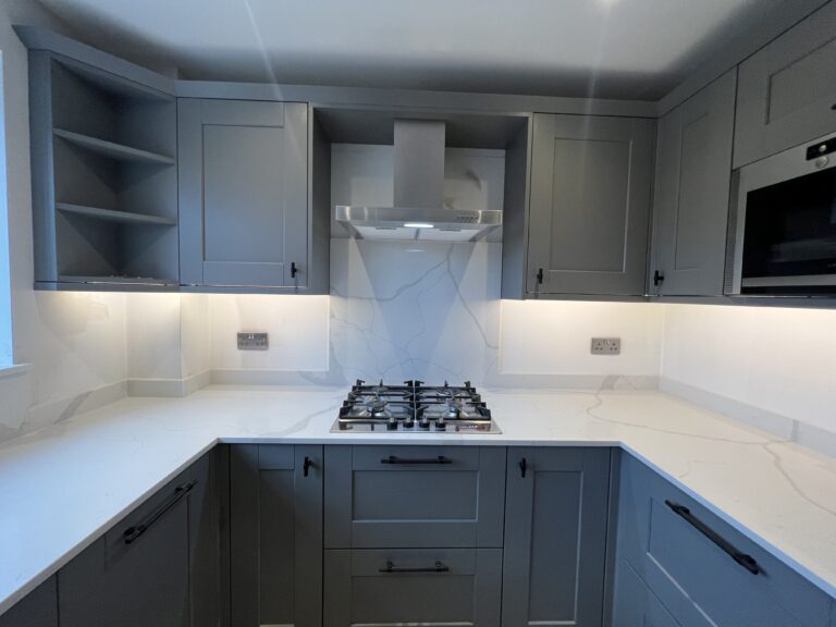 Howdens - Slate Grey Shaker - Classic 2